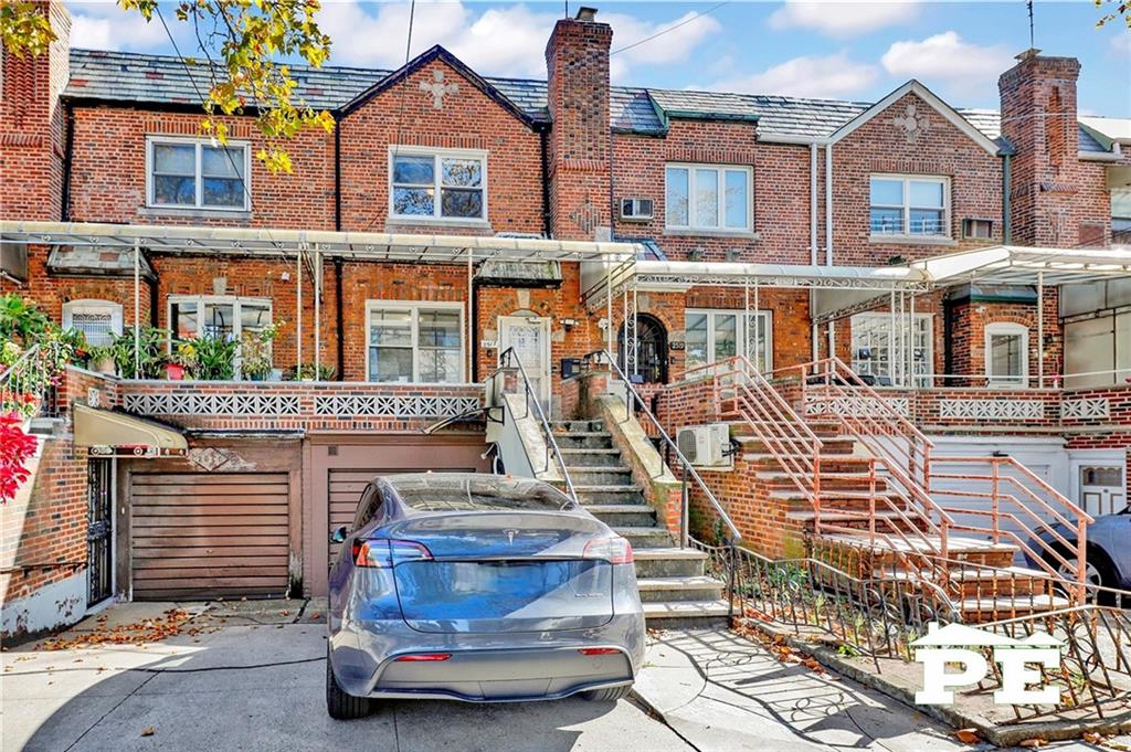 2517 East 18th Street Sheepshead Bay Brooklyn NY 11235