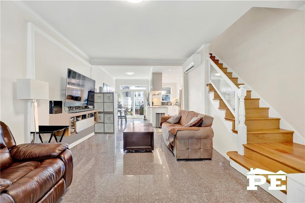 2517 East 18th Street Sheepshead Bay Brooklyn NY 11235