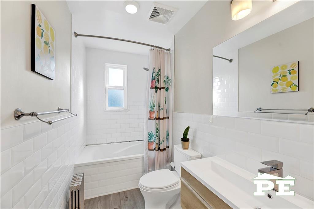 2517 East 18th Street Sheepshead Bay Brooklyn NY 11235