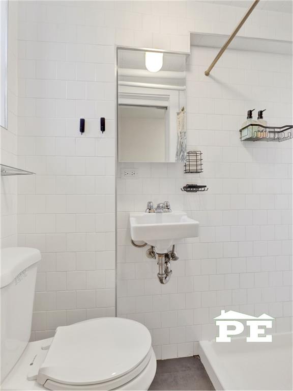 2517 East 18th Street Sheepshead Bay Brooklyn NY 11235