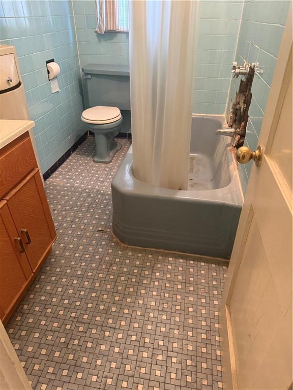 2718 Collier Avenue Edgemere Queens NY 11691