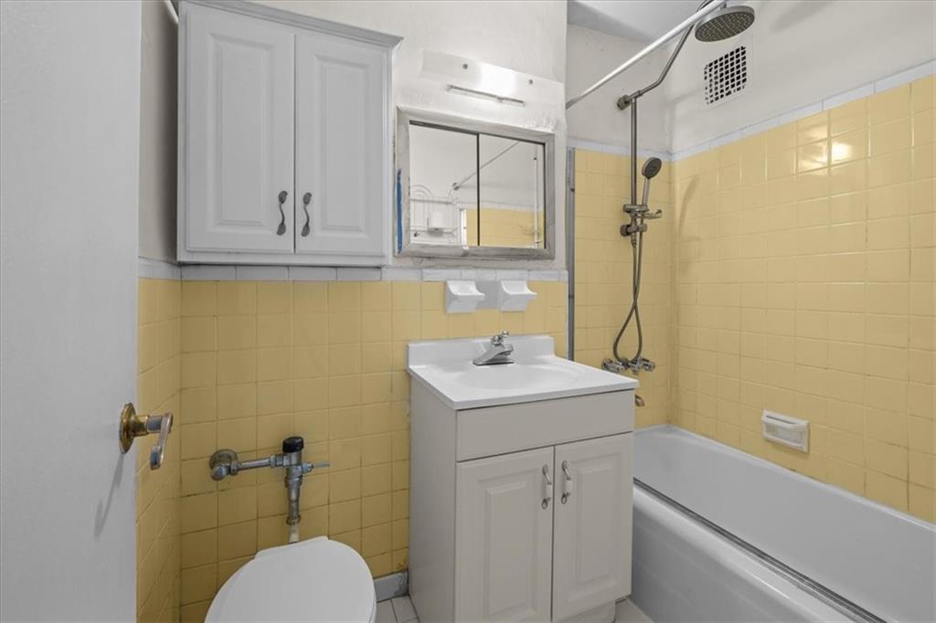 1770 East 14th Street Homecrest Brooklyn NY 11229