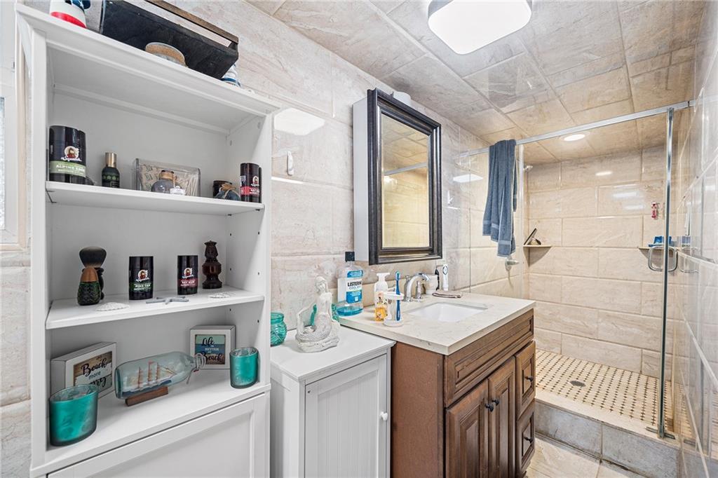 6613 10th Avenue Bensonhurst Brooklyn NY 11219