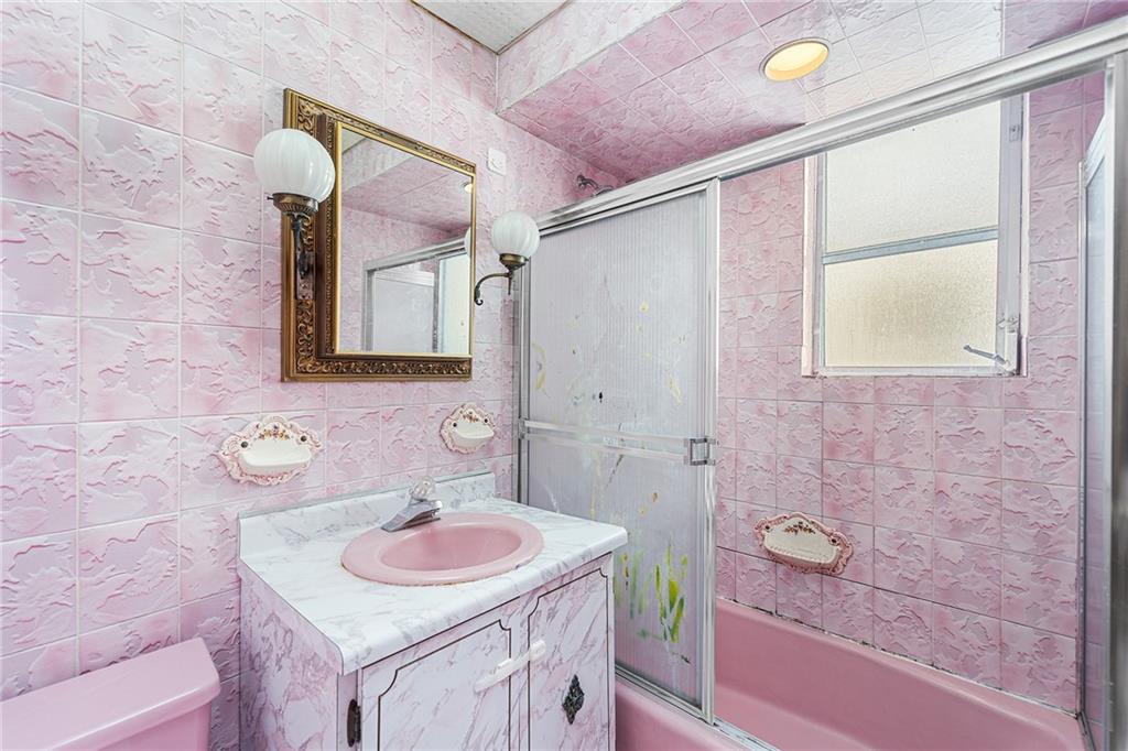 6613 10th Avenue Bensonhurst Brooklyn NY 11219