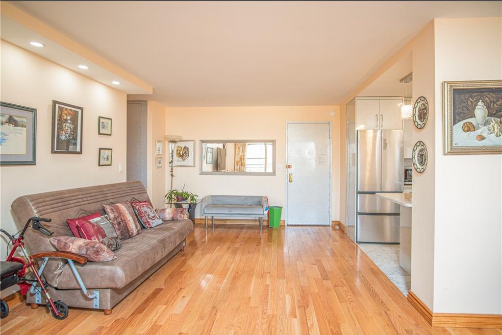 2915 West 5th Street Brighton Beach Brooklyn NY 11224