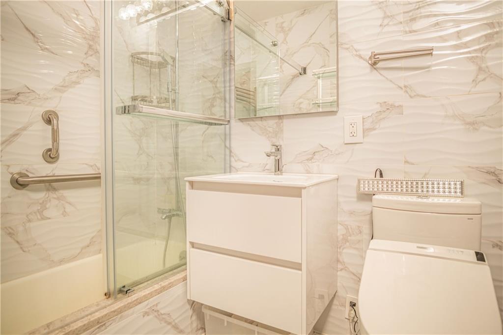 2915 West 5th Street Brighton Beach Brooklyn NY 11224