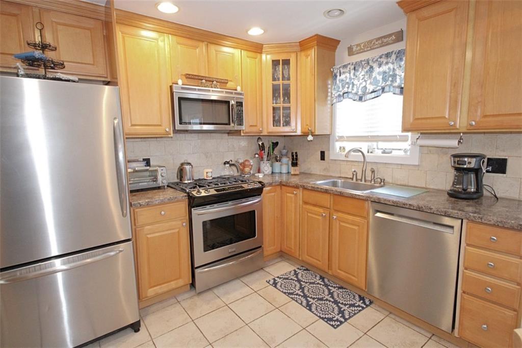 449 Pompey Avenue Arden Heights Staten Island NY 10312