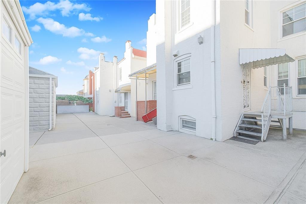 1042 70th Street Dyker Heights Brooklyn NY 11219