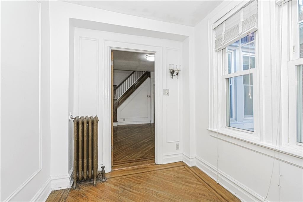 1042 70th Street Dyker Heights Brooklyn NY 11219