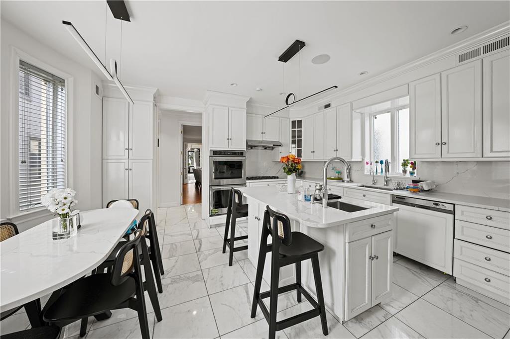 961 East 7th Street Midwood Brooklyn NY 11230