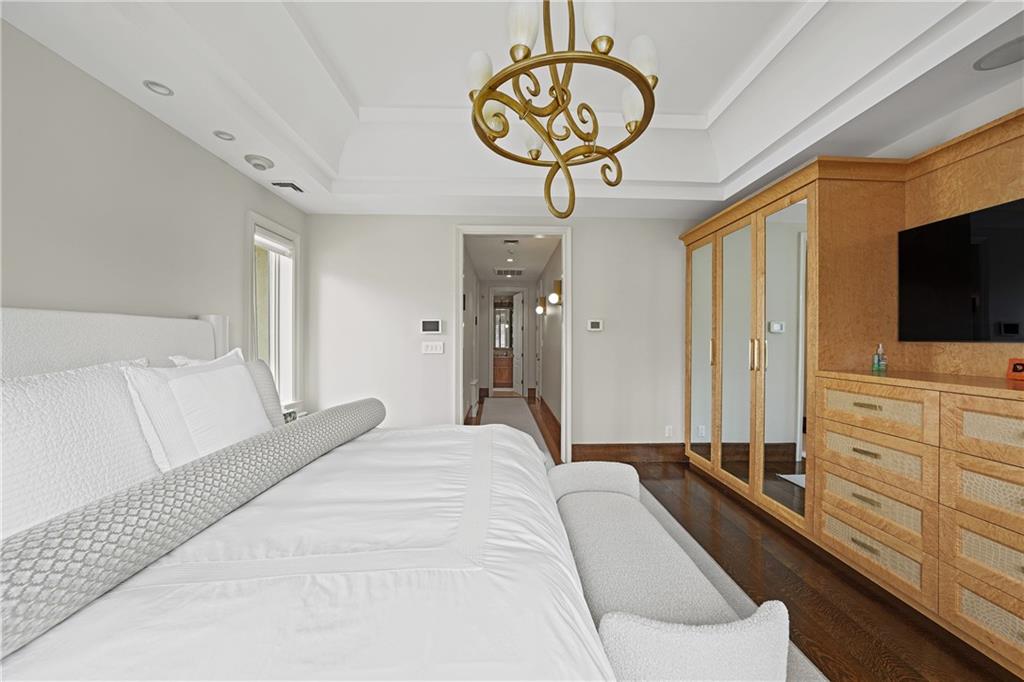 961 East 7th Street Midwood Brooklyn NY 11230