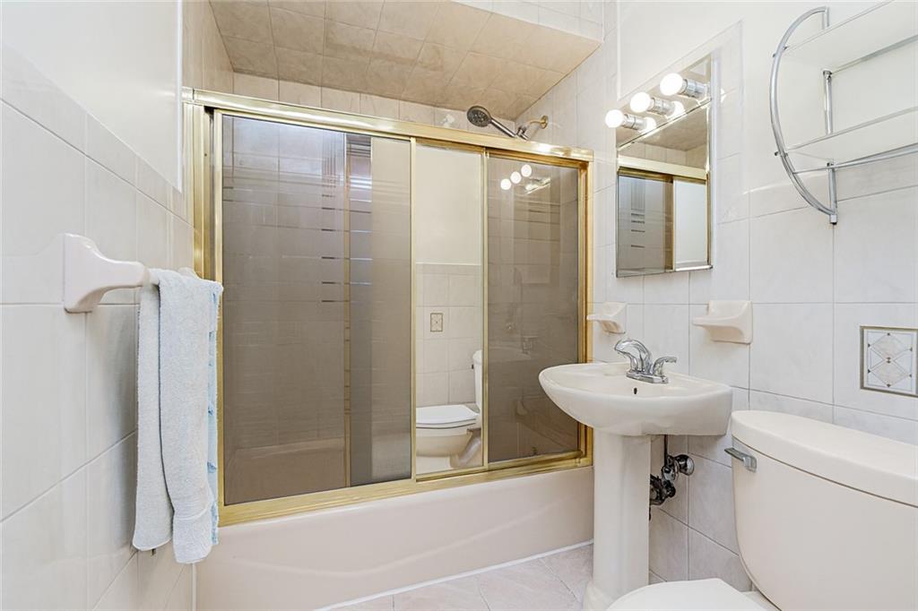 6221 23rd Avenue Bensonhurst Brooklyn NY 11204