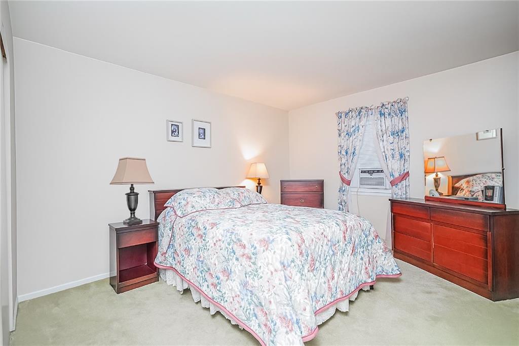 38 Bleeker Place Bulls Head Staten Island NY 10314