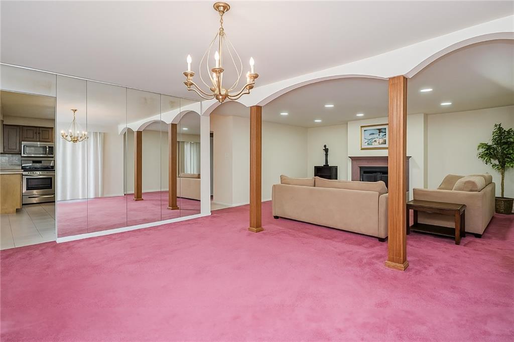 38 Bleeker Place Bulls Head Staten Island NY 10314