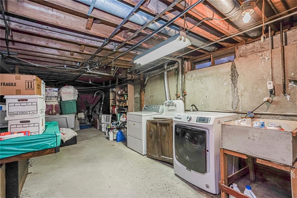 38 Bleeker Place Bulls Head Staten Island NY 10314