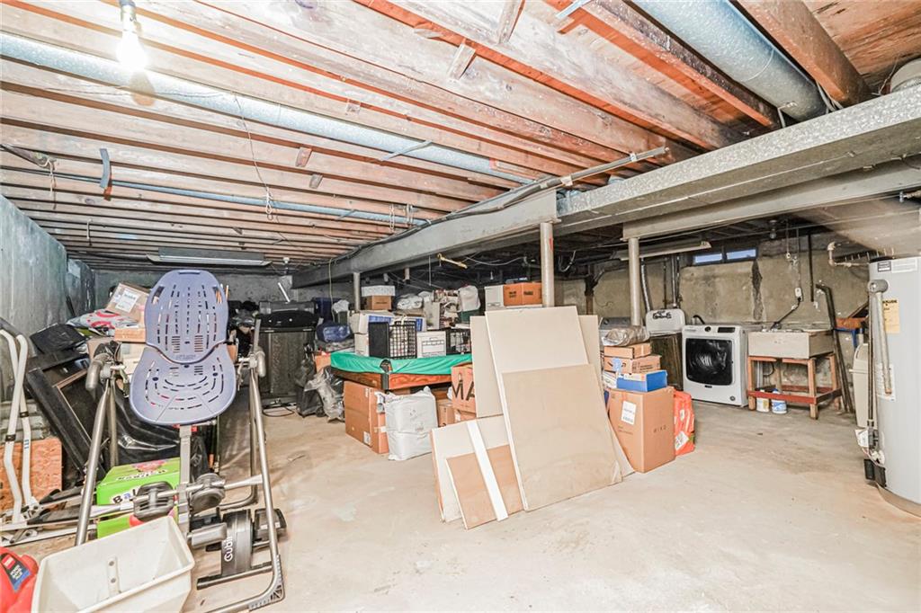 38 Bleeker Place Bulls Head Staten Island NY 10314