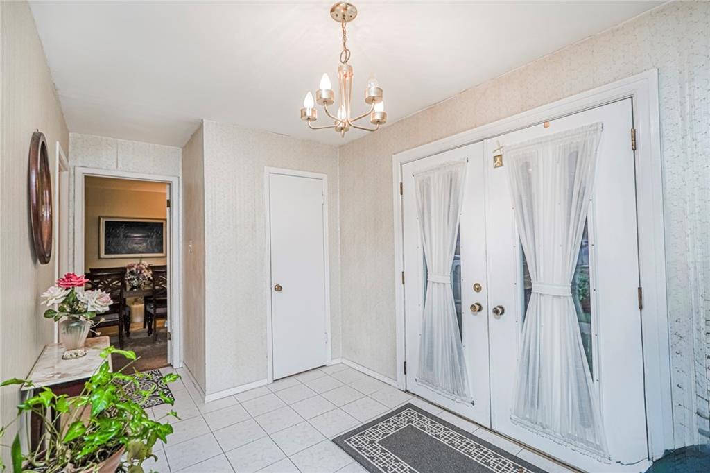 38 Bleeker Place Bulls Head Staten Island NY 10314