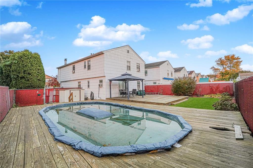 38 Bleeker Place Bulls Head Staten Island NY 10314