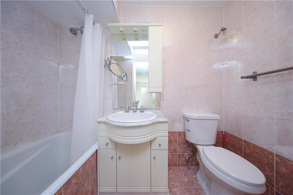 1856 East 13th Street Homecrest Brooklyn NY 11229