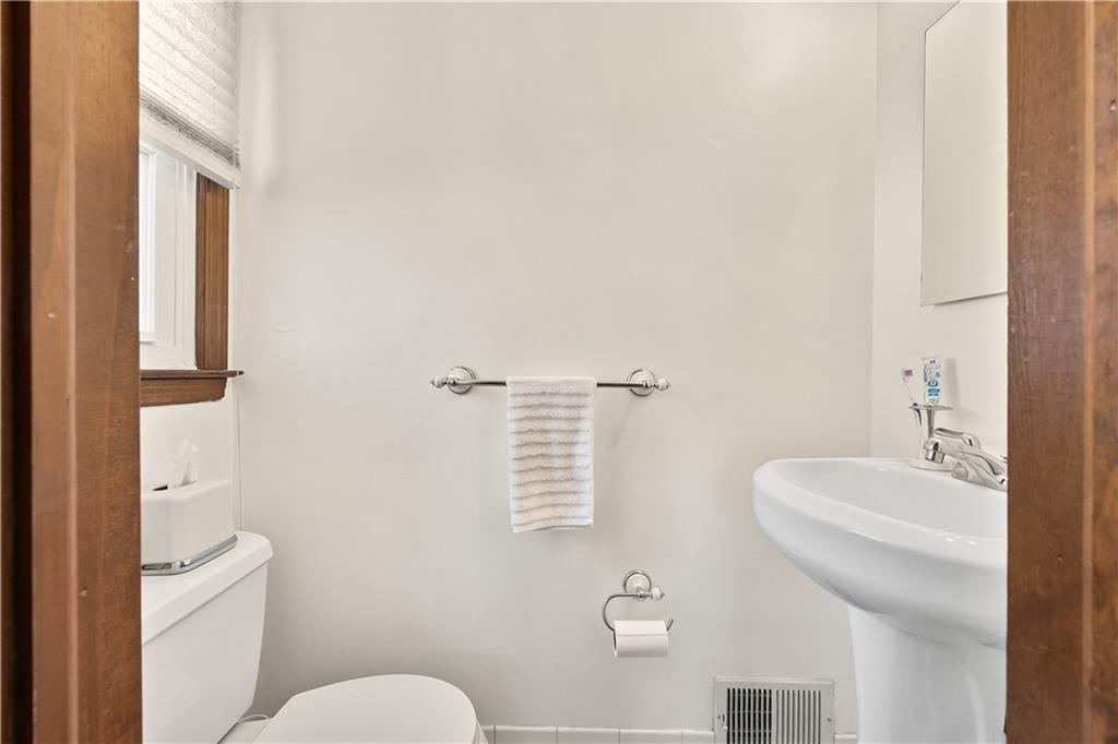 211 Woehrle Avenue Arden Heights Staten Island NY 10312