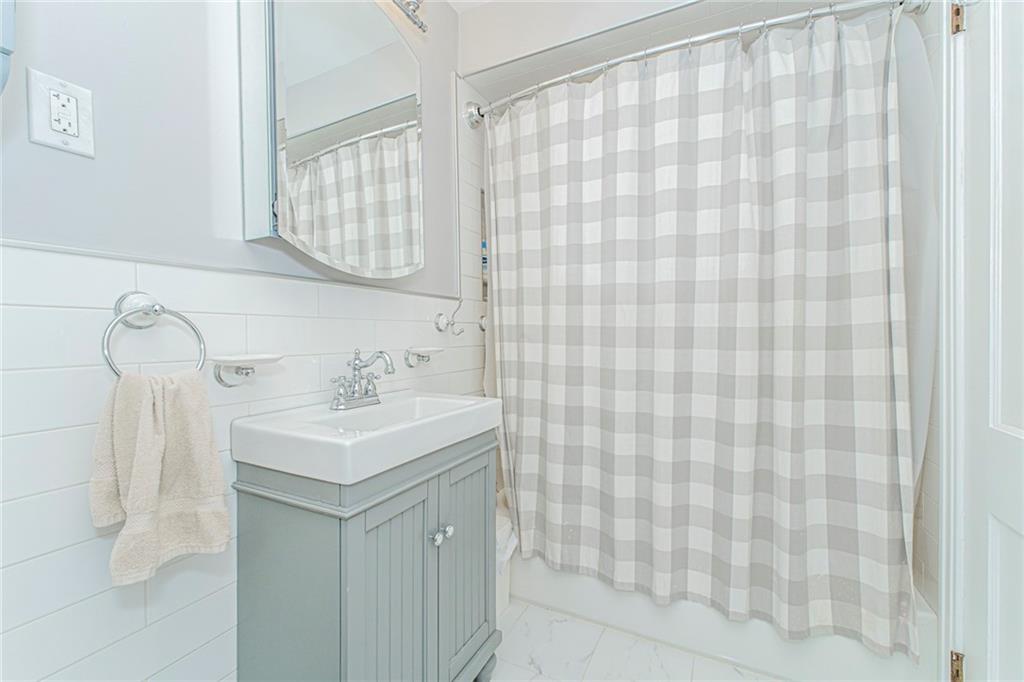 25 Grace Road New Dorp Staten Island NY 10306