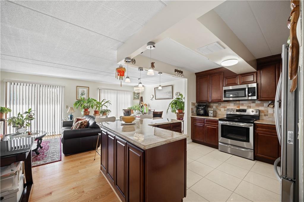 10815 Seaview Avenue Canarsie Brooklyn NY 11236