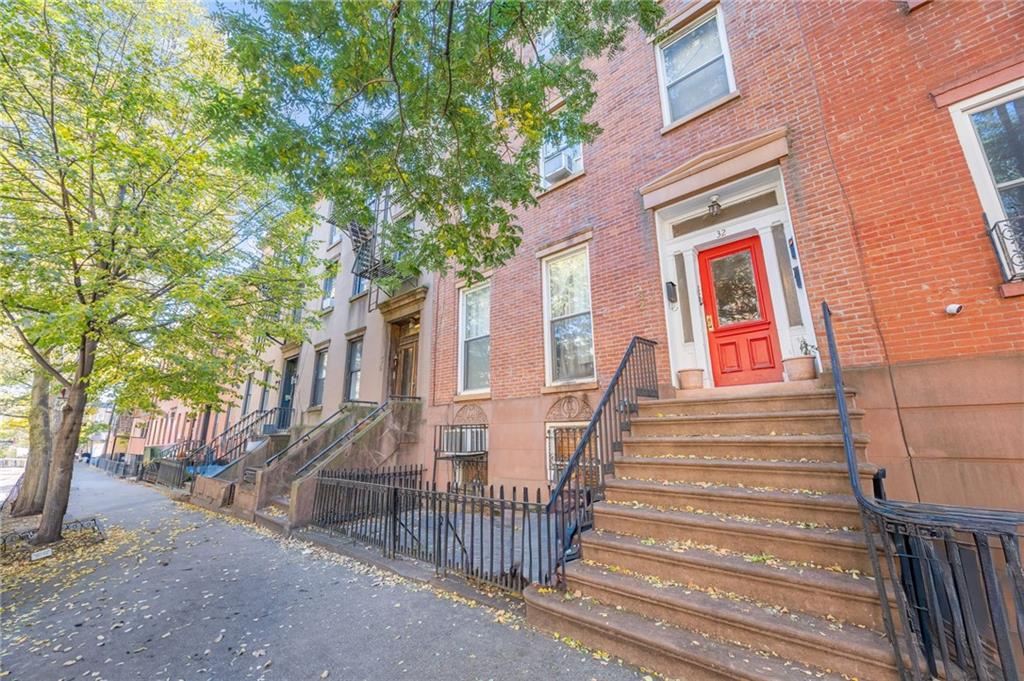 32 Douglass Street Carroll Gardens Brooklyn NY 11231
