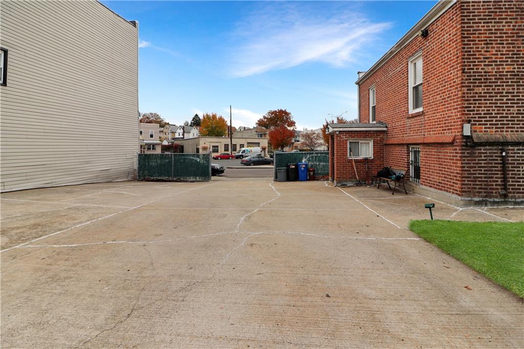 58-69 59th Street Maspeth Queens NY 11378