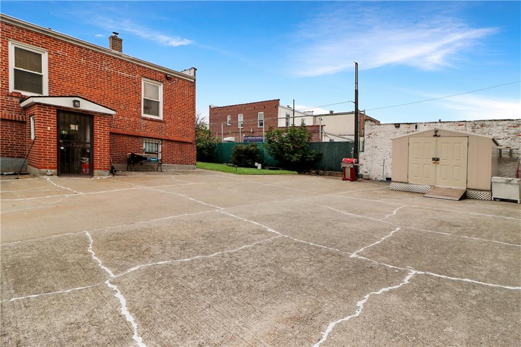 58-69 59th Street Maspeth Queens NY 11378