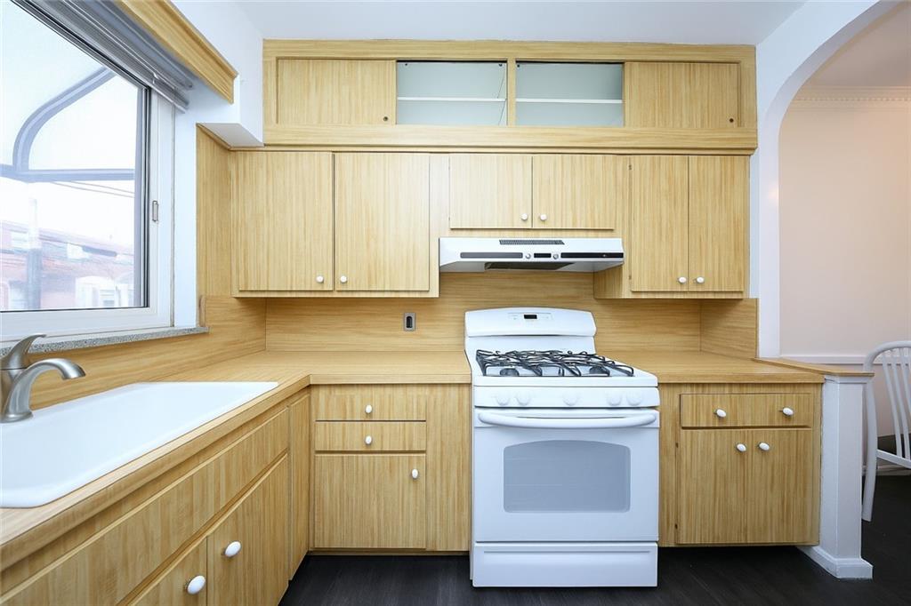 2250 East 29th Street Sheepshead Bay Brooklyn NY 11229