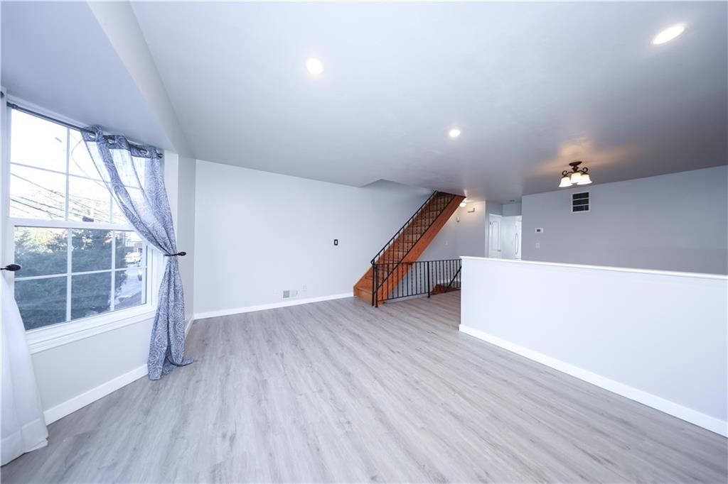 22 Francine Lane Westerleigh Staten Island NY 10314