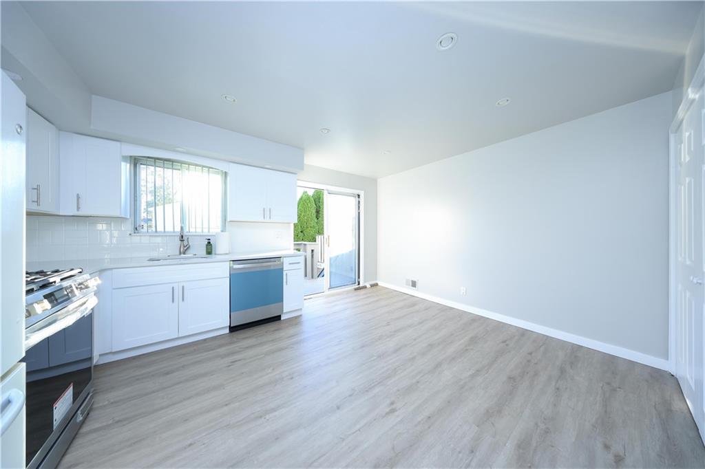 22 Francine Lane Westerleigh Staten Island NY 10314