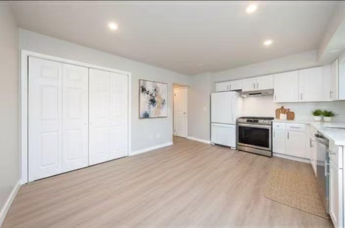 22 Francine Lane Westerleigh Staten Island NY 10314