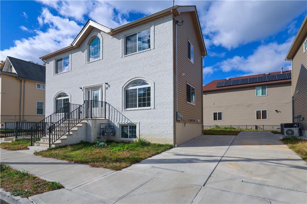 12 Simonson Avenue Mariner's Harbor Staten Island NY 10303