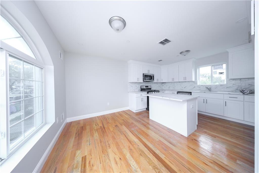 12 Simonson Avenue Mariner's Harbor Staten Island NY 10303