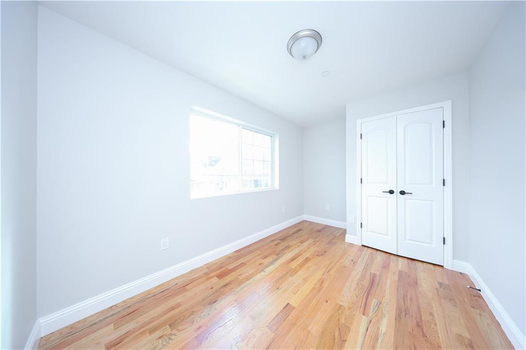 12 Simonson Avenue Mariner's Harbor Staten Island NY 10303