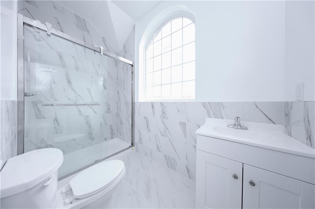 12 Simonson Avenue Mariner's Harbor Staten Island NY 10303