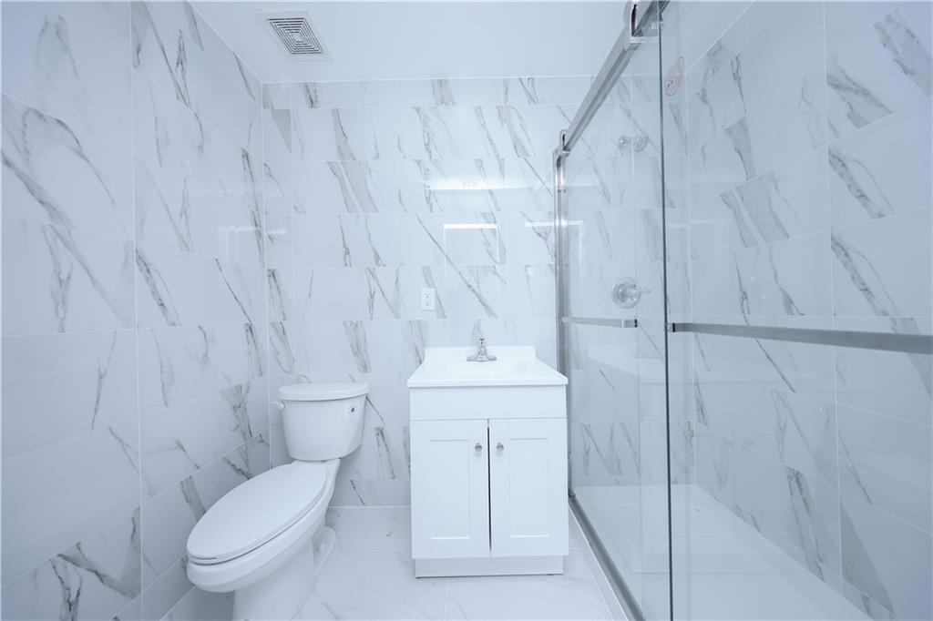 12 Simonson Avenue Mariner's Harbor Staten Island NY 10303