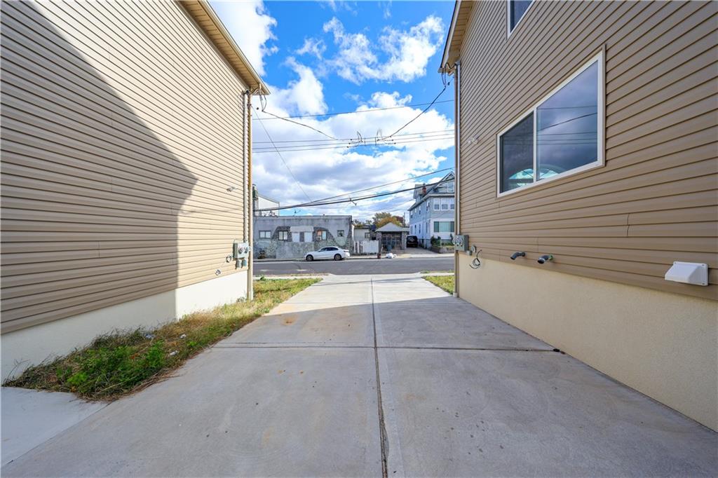 12 Simonson Avenue Mariner's Harbor Staten Island NY 10303