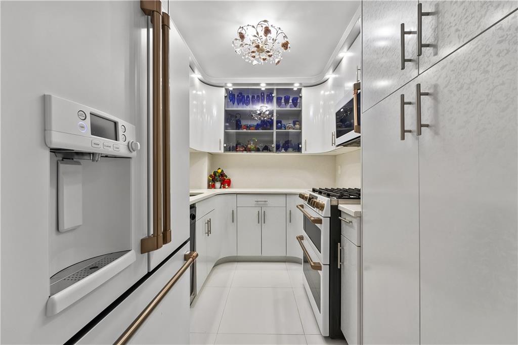 40 Brighton 1st Road Brighton Beach Brooklyn NY 11235