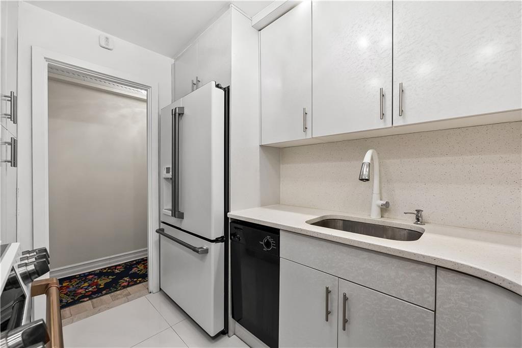 40 Brighton 1st Road Brighton Beach Brooklyn NY 11235