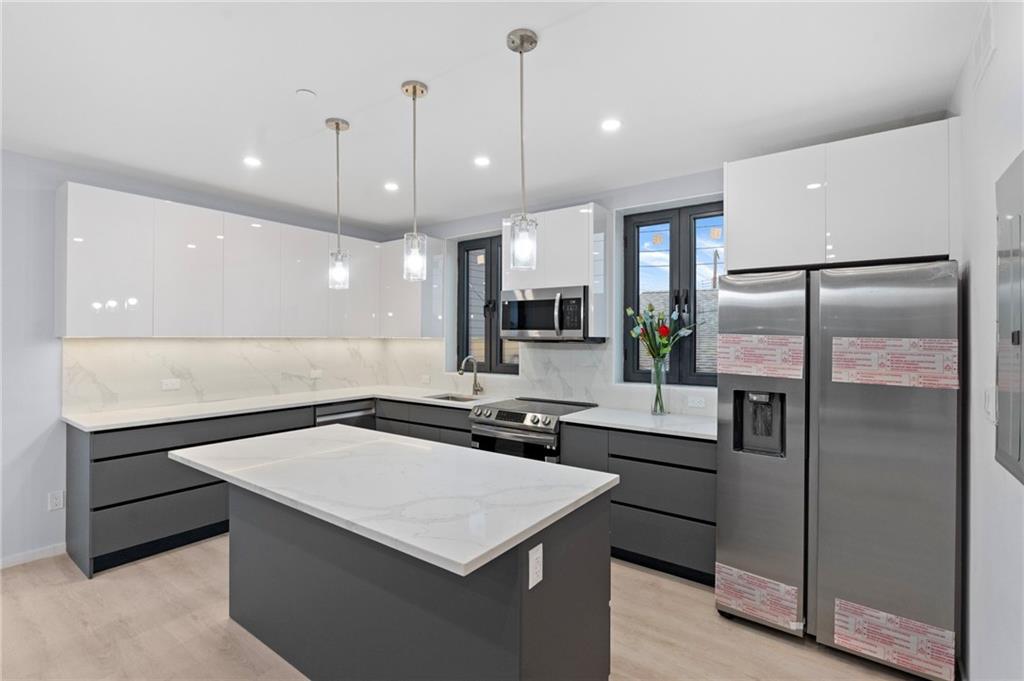 33 Keen Court Gerritsen Beach Brooklyn NY 11229