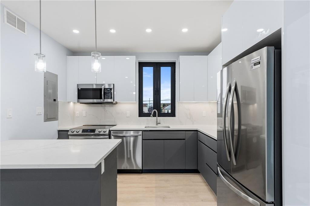 33A Keen Court Gerritsen Beach Brooklyn NY 11229