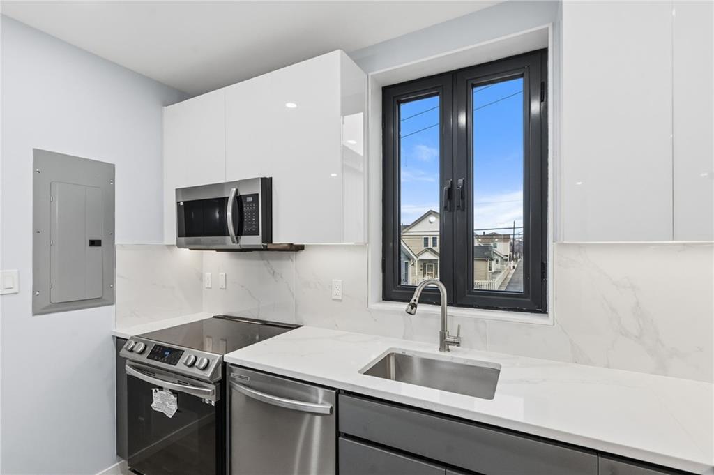 33A Keen Court Gerritsen Beach Brooklyn NY 11229