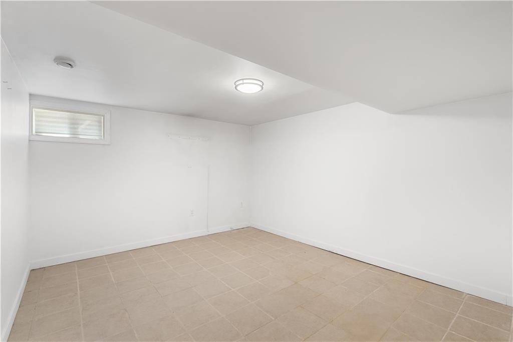 428 Virginia Avenue Rosebank Staten Island NY 10305