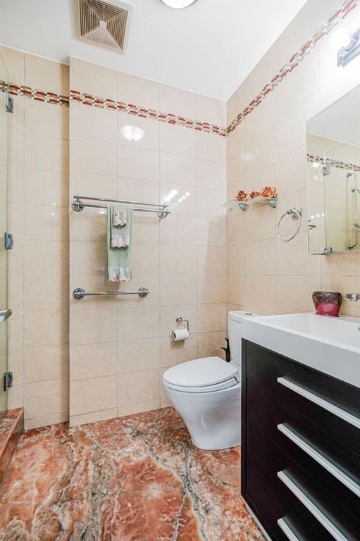 2113 Kings Highway Midwood Brooklyn NY 11229