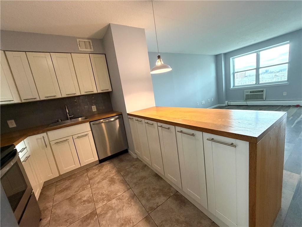 221 Beach 80th Street Hammels Rockaway Beach NY 11693