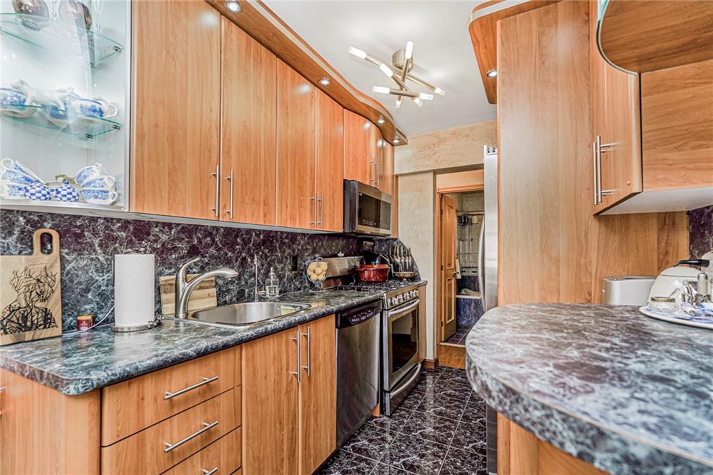 735 Avenue W Sheepshead Bay Brooklyn NY 11223