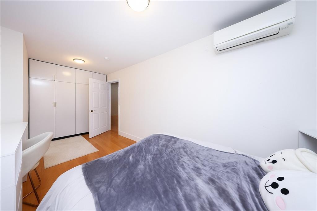 1457 West 5th Street Bensonhurst Brooklyn NY 11204