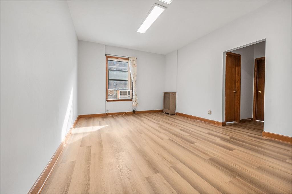 8320 Bay Parkway Bensonhurst Brooklyn NY 11214